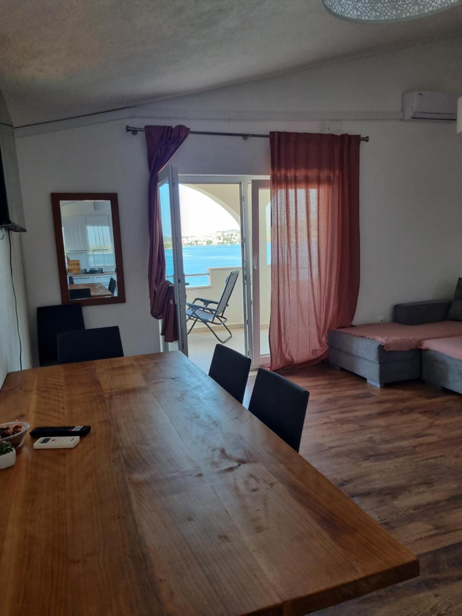 Apartmani Ana, Razanj, Rogoznica, Hrvatska روغوزنيكا المظهر الخارجي الصورة
